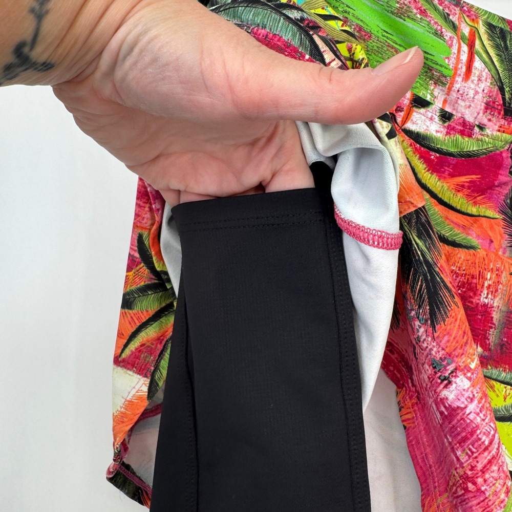 Tropical Print Skort in Fuchsia Pink - Picture 8 of 15